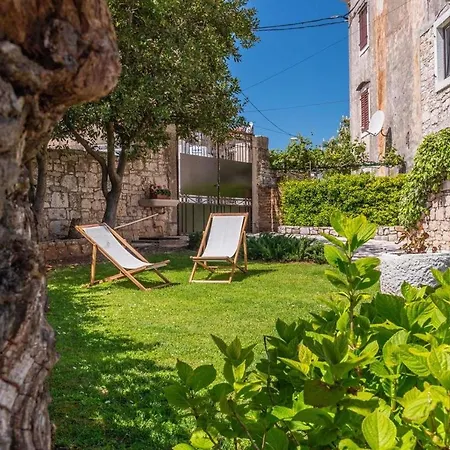 Borgonja Apartamento Višnjan